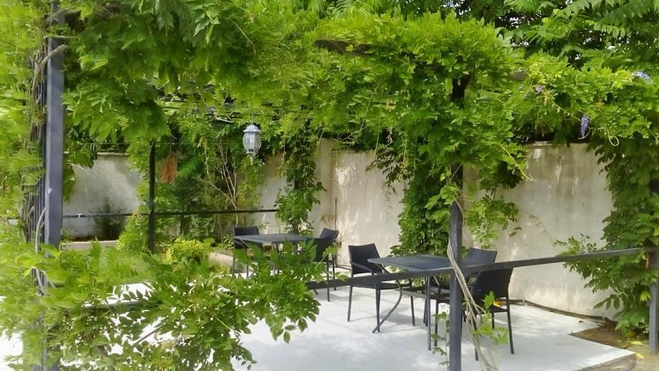 קובולטי Belgrade Rustaveli Hotel מראה חיצוני תמונה